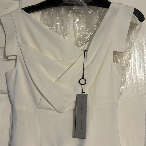 BLACK HALO White mini Jackie O' dress 2 - Picture 2 of 4